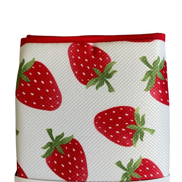 HOUSE & GARDEN Strawberry Dish Drying Mats Red & White 16x22 Set of 2 NEW - Picture 7 of 12